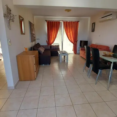 Lome Nissi Golden Apartment Ayia Napa