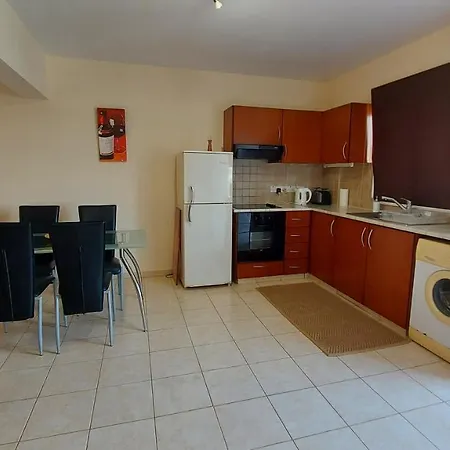 Lome Nissi Golden Apartment *