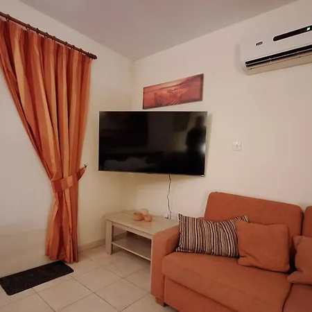 Apartment Lome Nissi Golden *