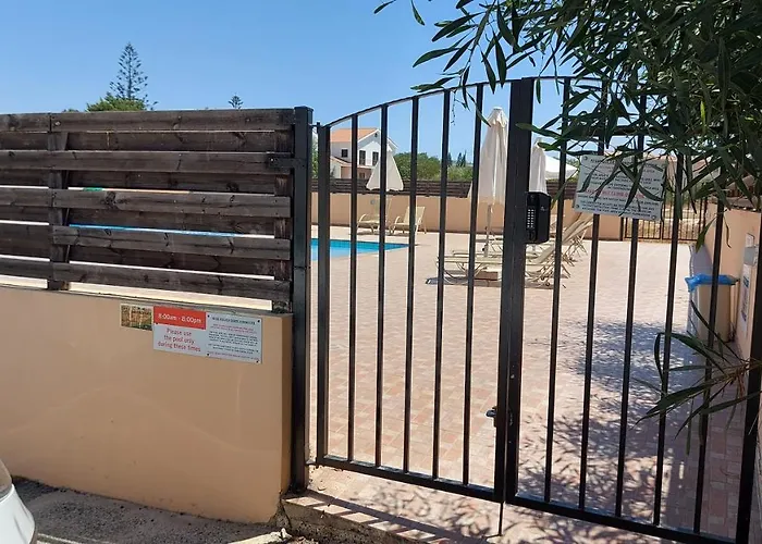 Nissi Golden Sands Lome * Agia Napa